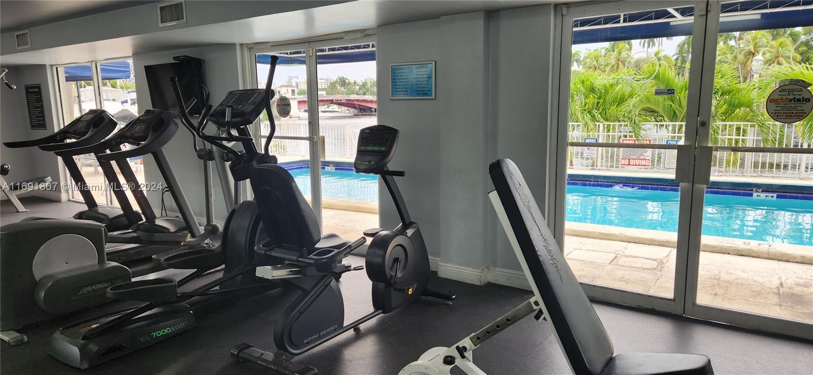 SERENITY ON THE RIVER CON - Residential Lease