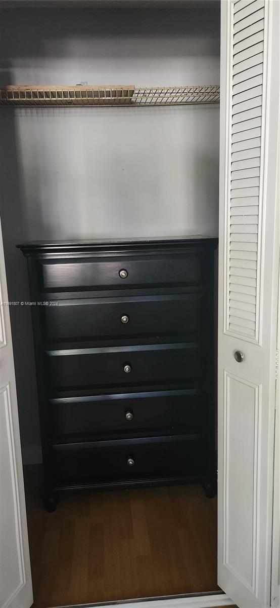 SERENITY ON THE RIVER CON - Residential Lease