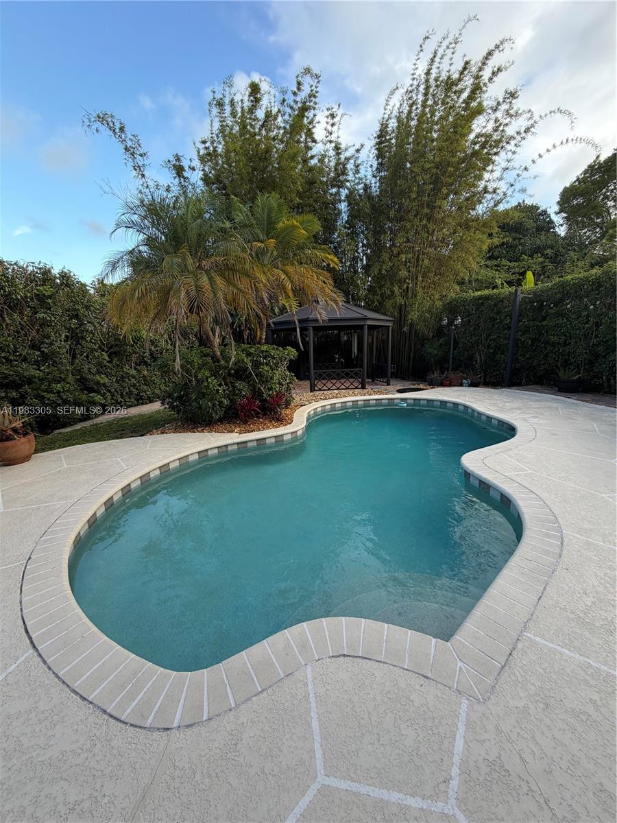 COCOBAY - Residential