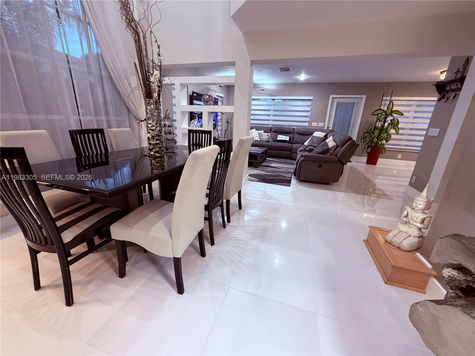 COCOBAY - Residential