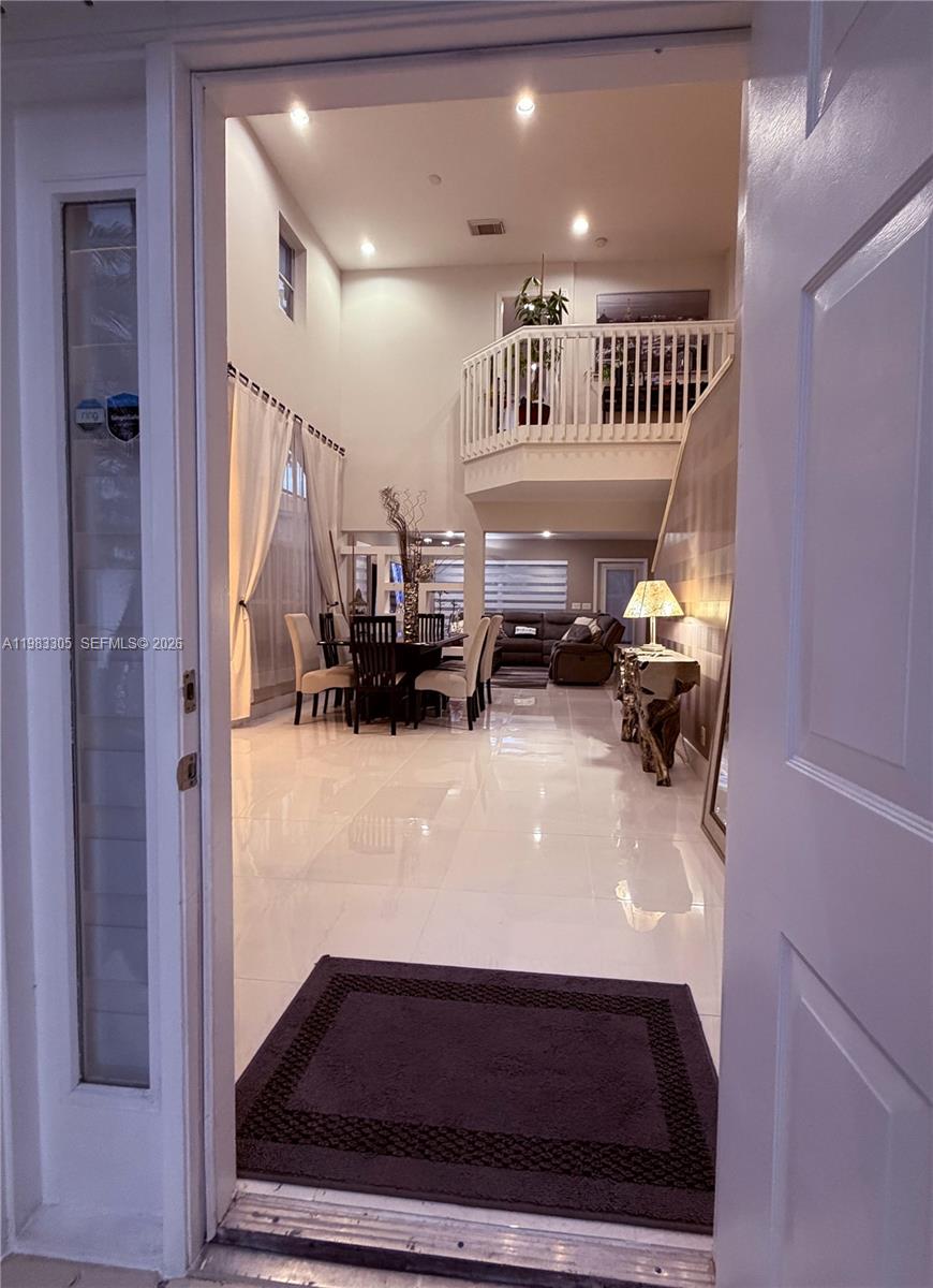 COCOBAY - Residential
