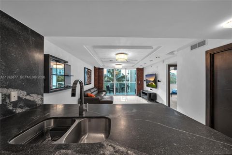 31 SE 5th St 407 Miami FL 33131