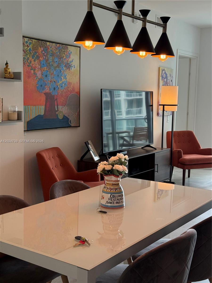 View photos, virtual tours, details... 1300 Brickell Bay Dr 1007