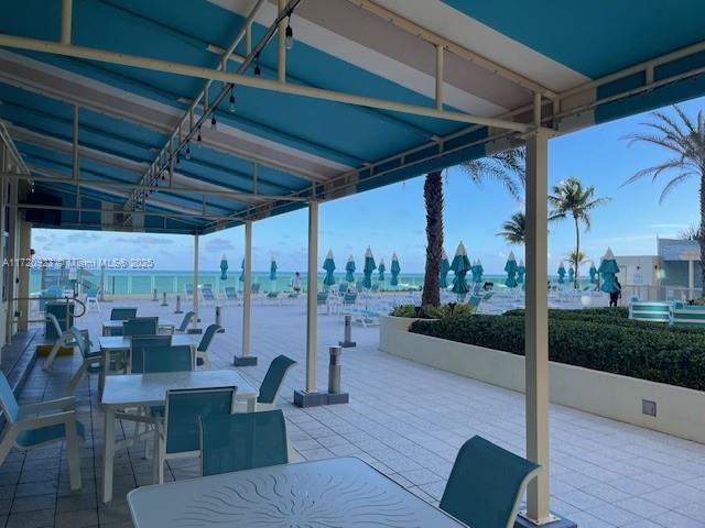 WAVE CONDO - Residential