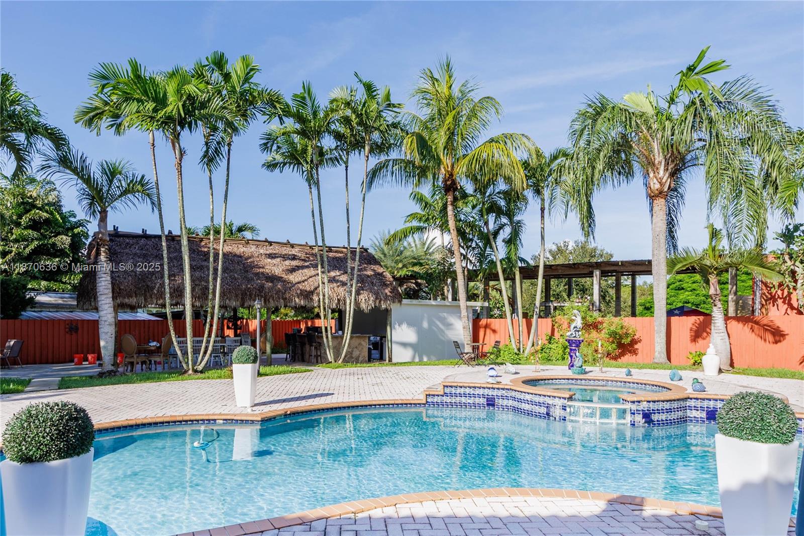 BISCADO ESTS SEC 1 - Residential