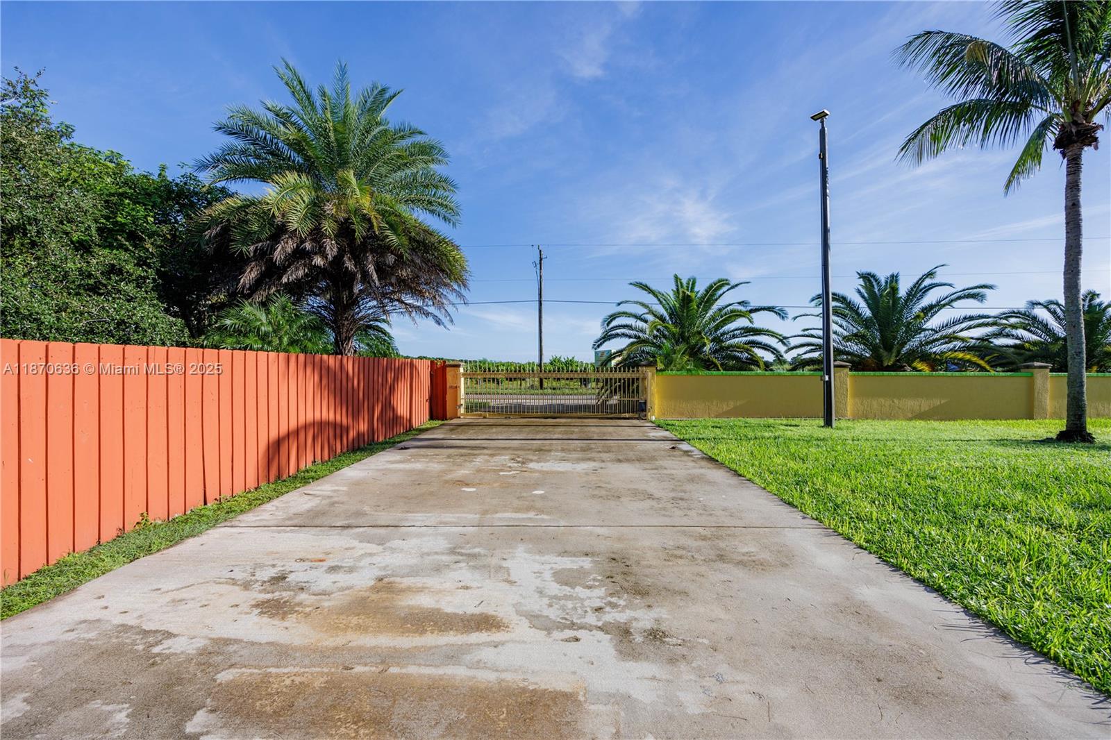 BISCADO ESTS SEC 1 - Residential