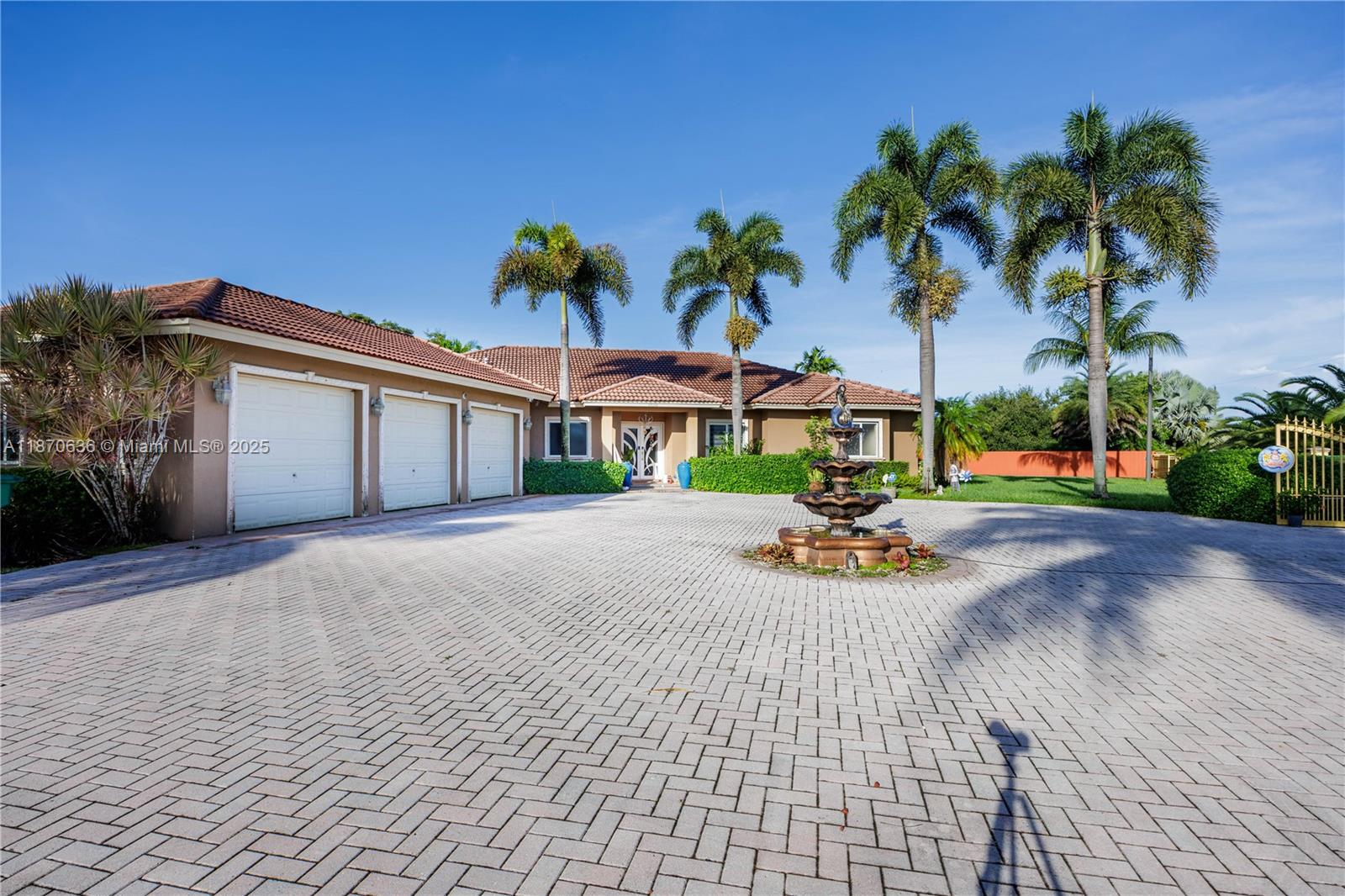 BISCADO ESTS SEC 1 - Residential