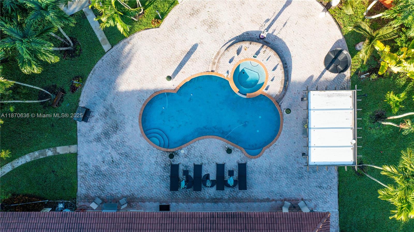 BISCADO ESTS SEC 1 - Residential