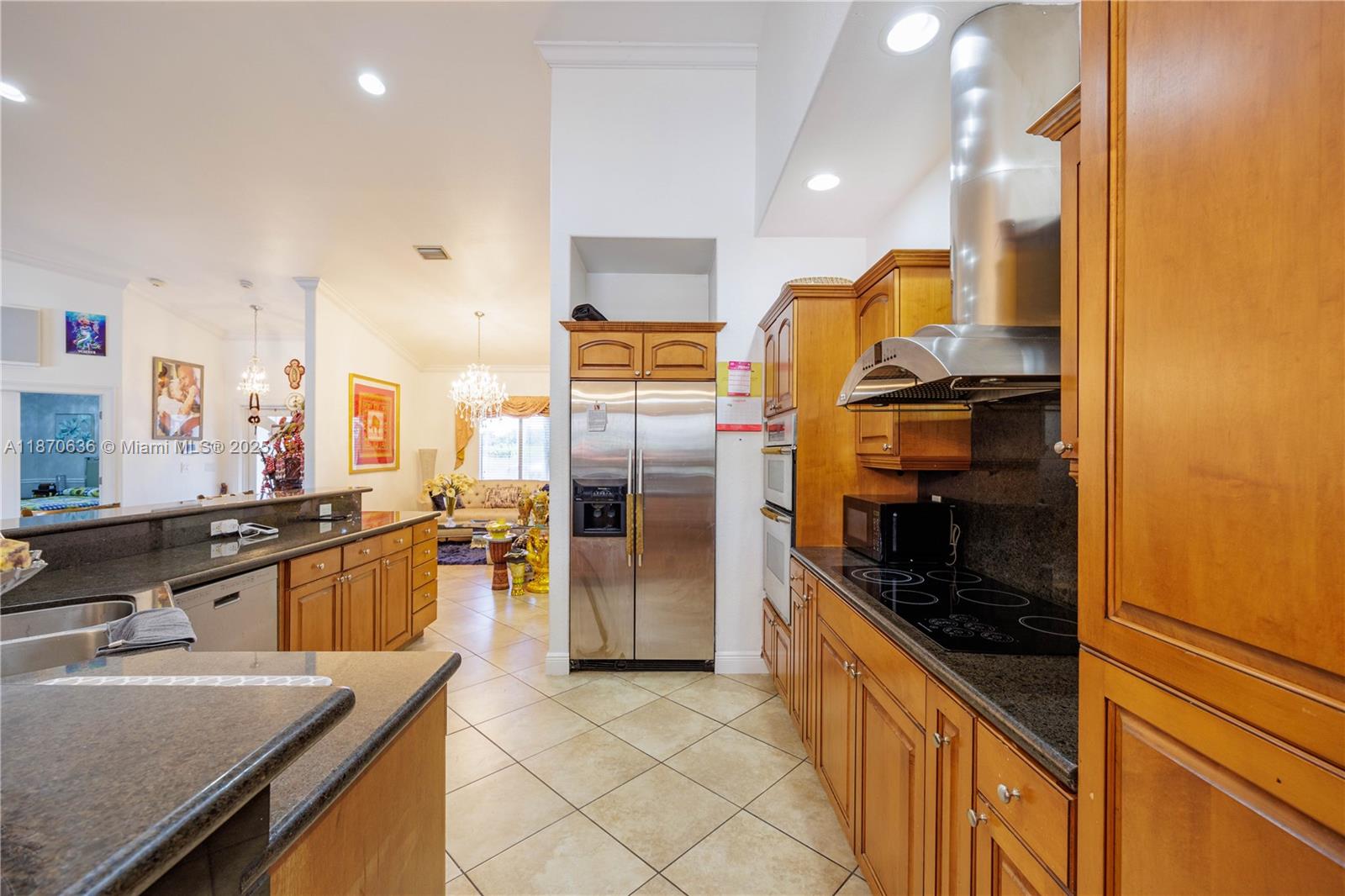 BISCADO ESTS SEC 1 - Residential