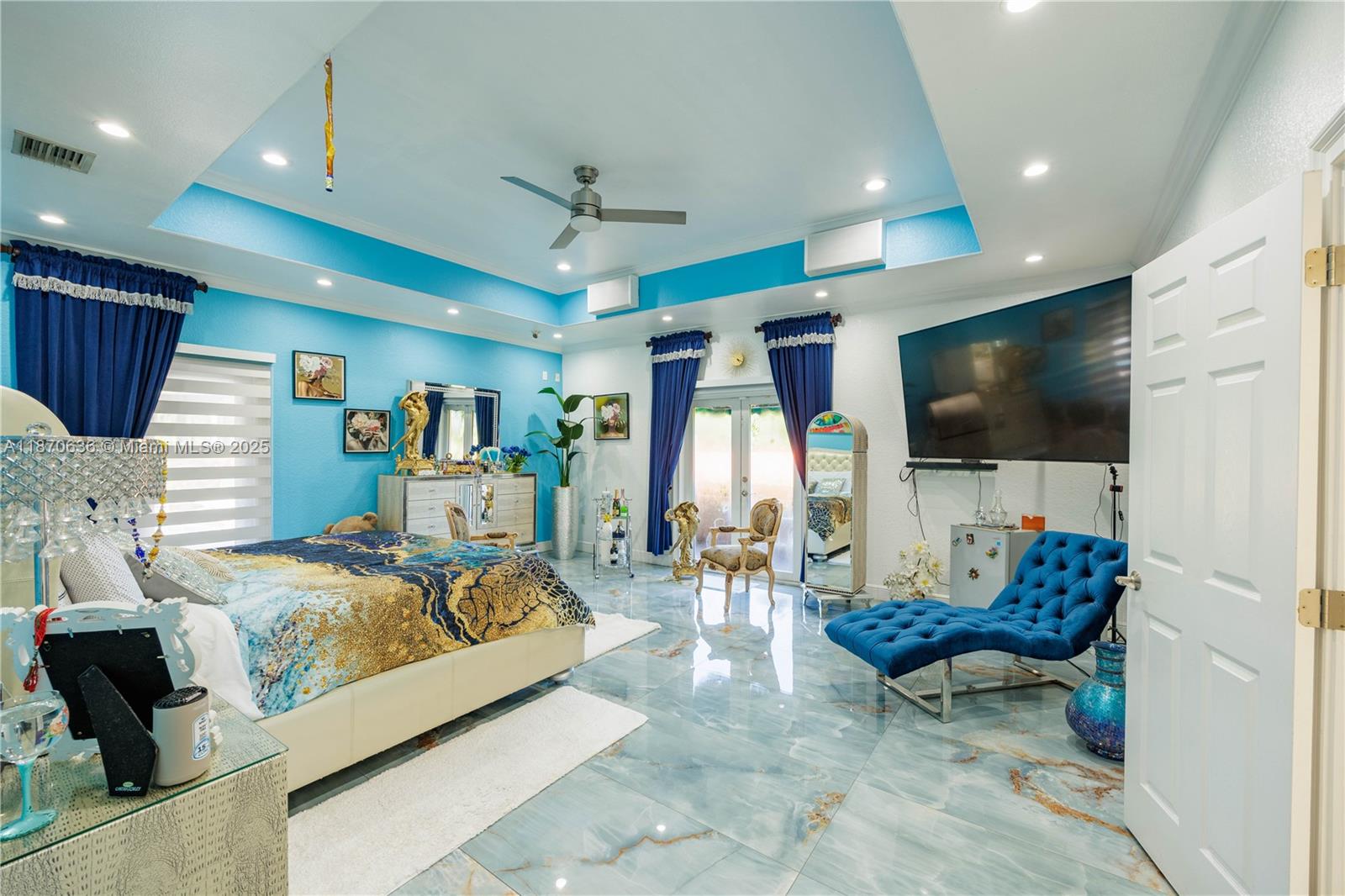 BISCADO ESTS SEC 1 - Residential