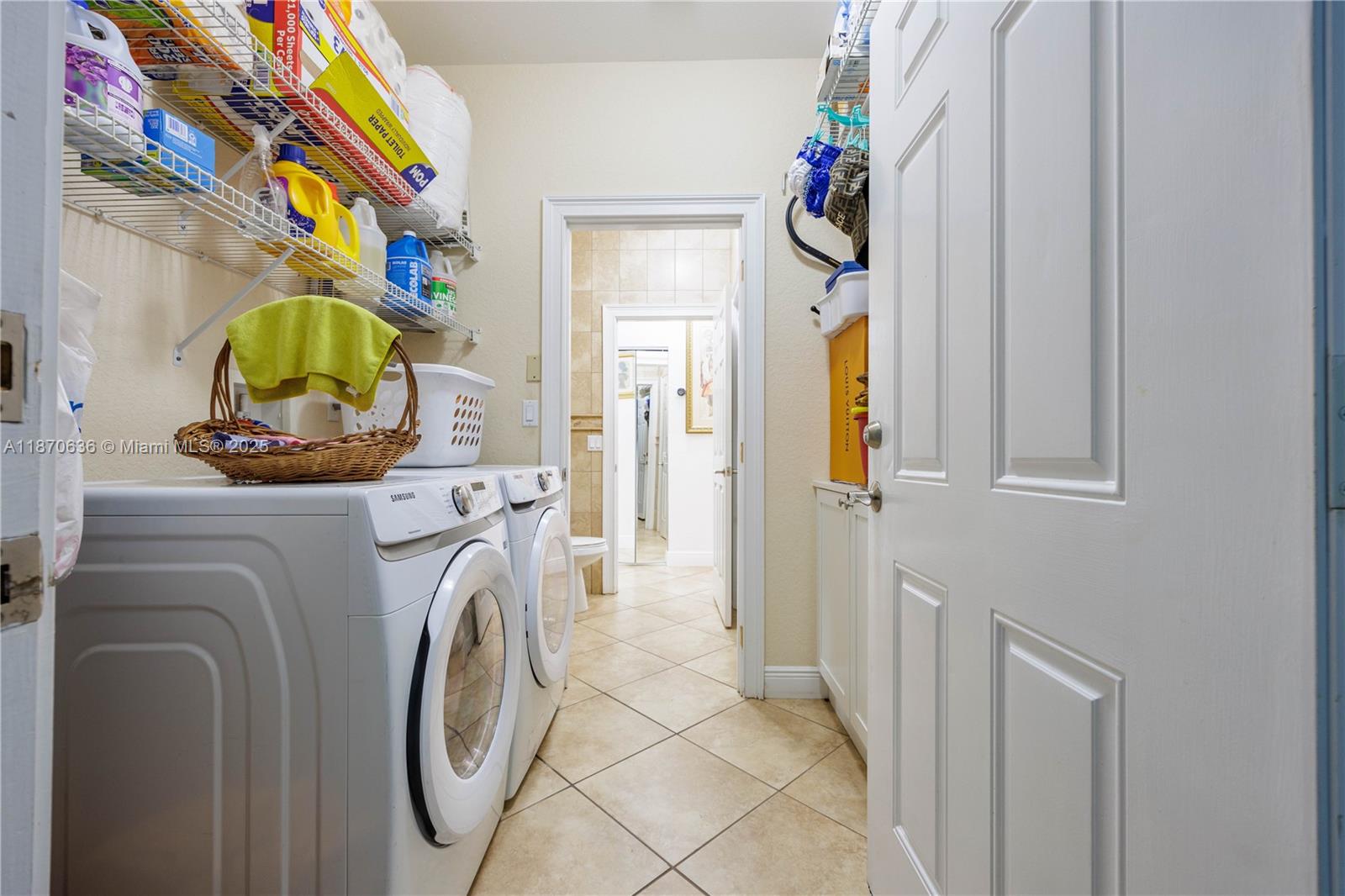 BISCADO ESTS SEC 1 - Residential