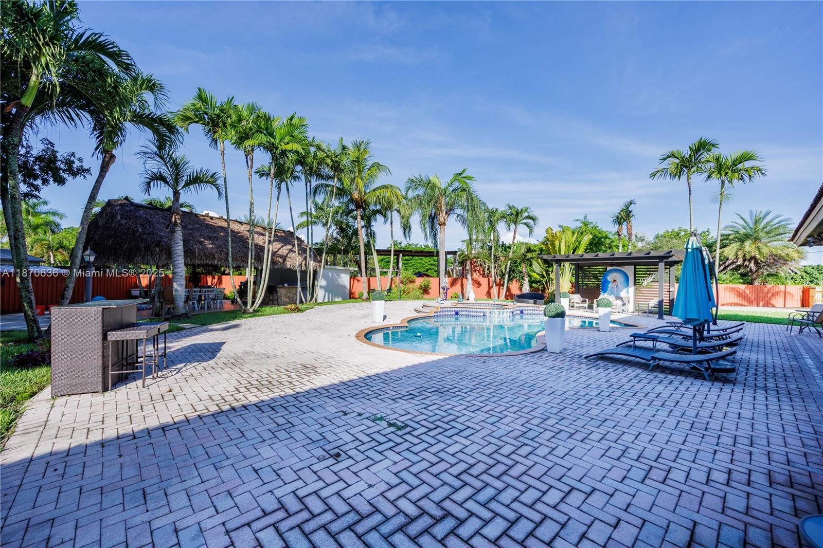 BISCADO ESTS SEC 1 - Residential