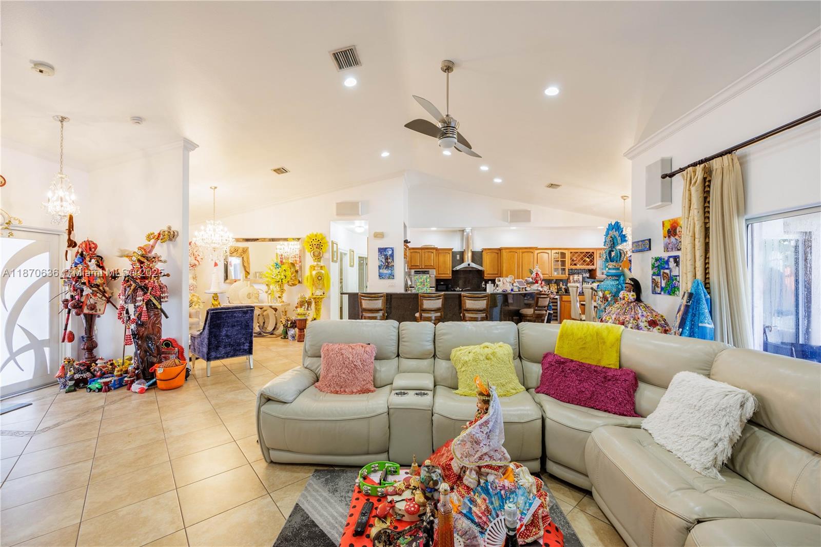 BISCADO ESTS SEC 1 - Residential