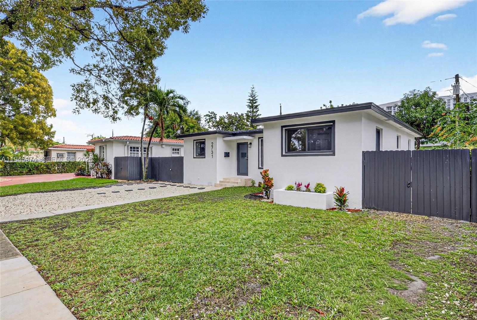 SOUTH BAY ESTATES - Residential