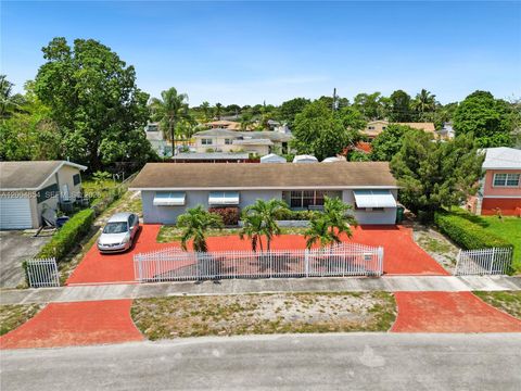 Photo of 18910 NW 11th Ave, Miami Gardens, FL 33169 (MLS # A12004854)