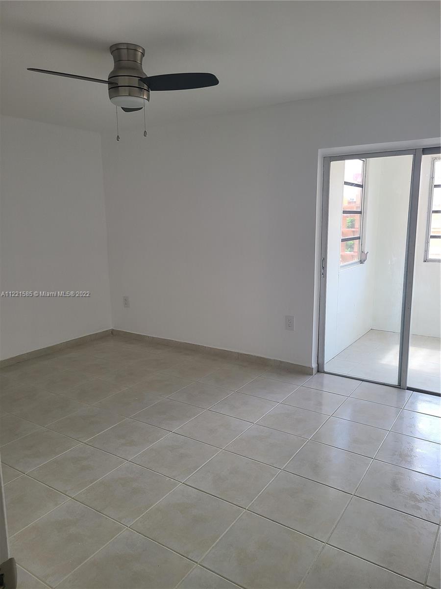 PALM-EAST GARDENS CONDO - Residential