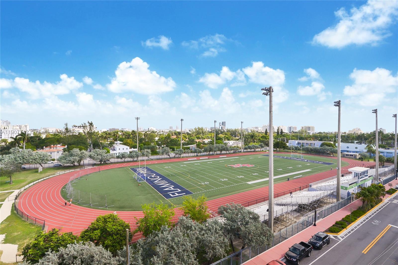 APOLLO CONDO - Residential