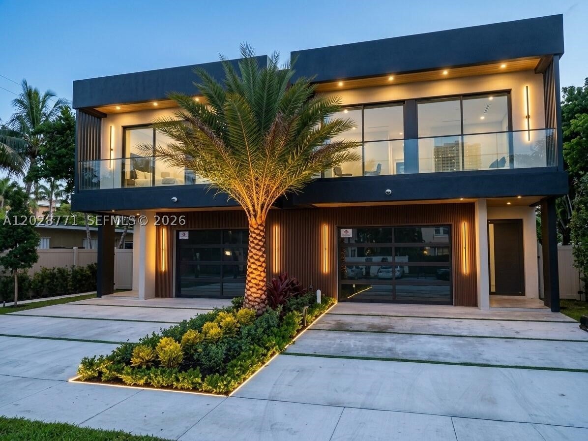 707 NE 7th Ave