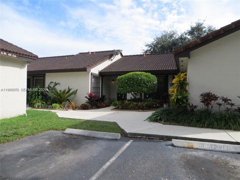 15207 SW 46th Ln G-79 Miami FL 33185