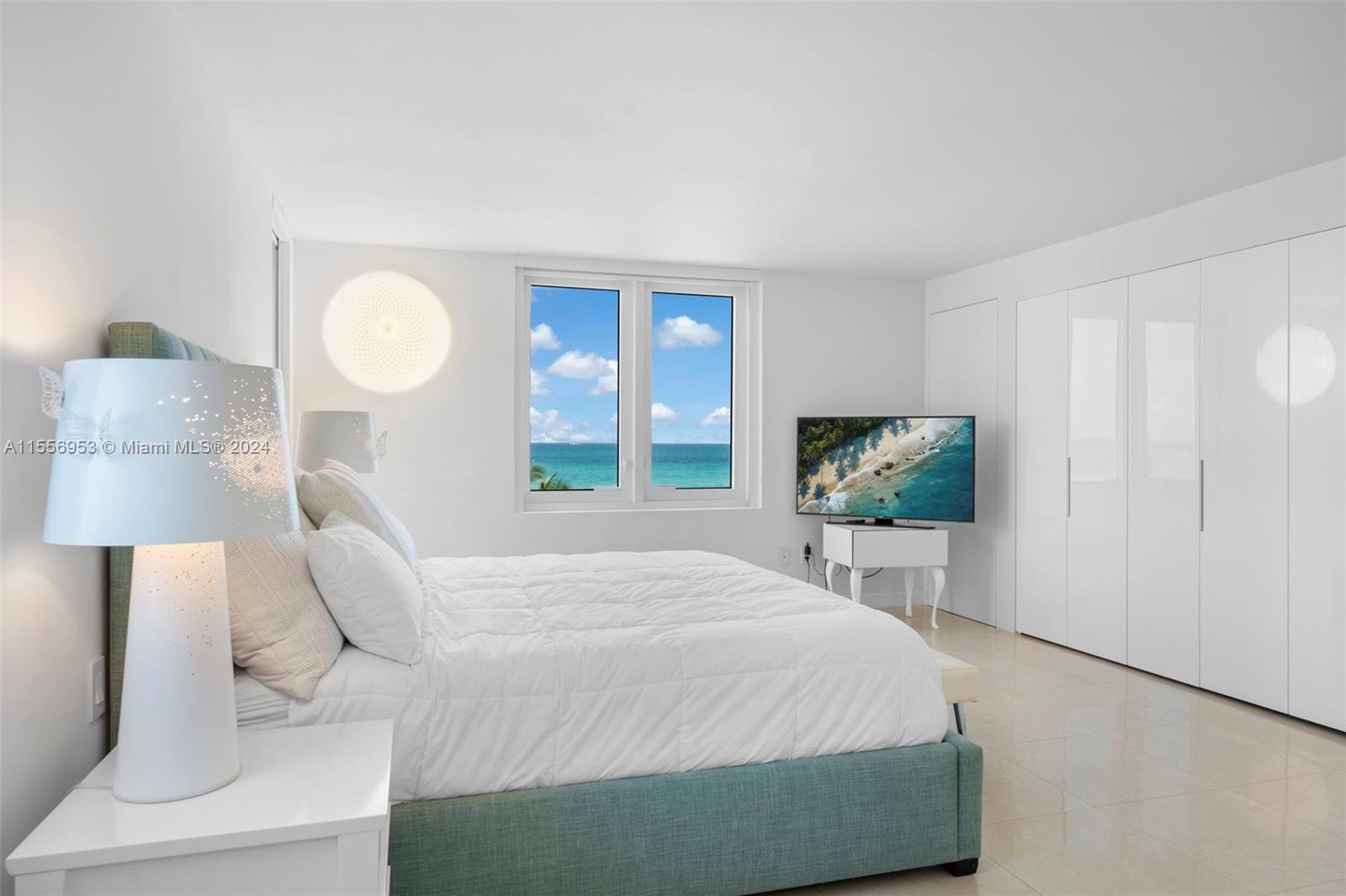 RONEY PALACE CONDO - Residential