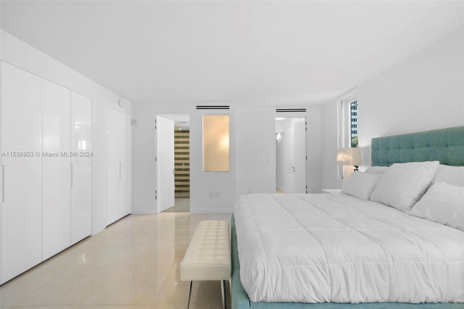 RONEY PALACE CONDO - Residential