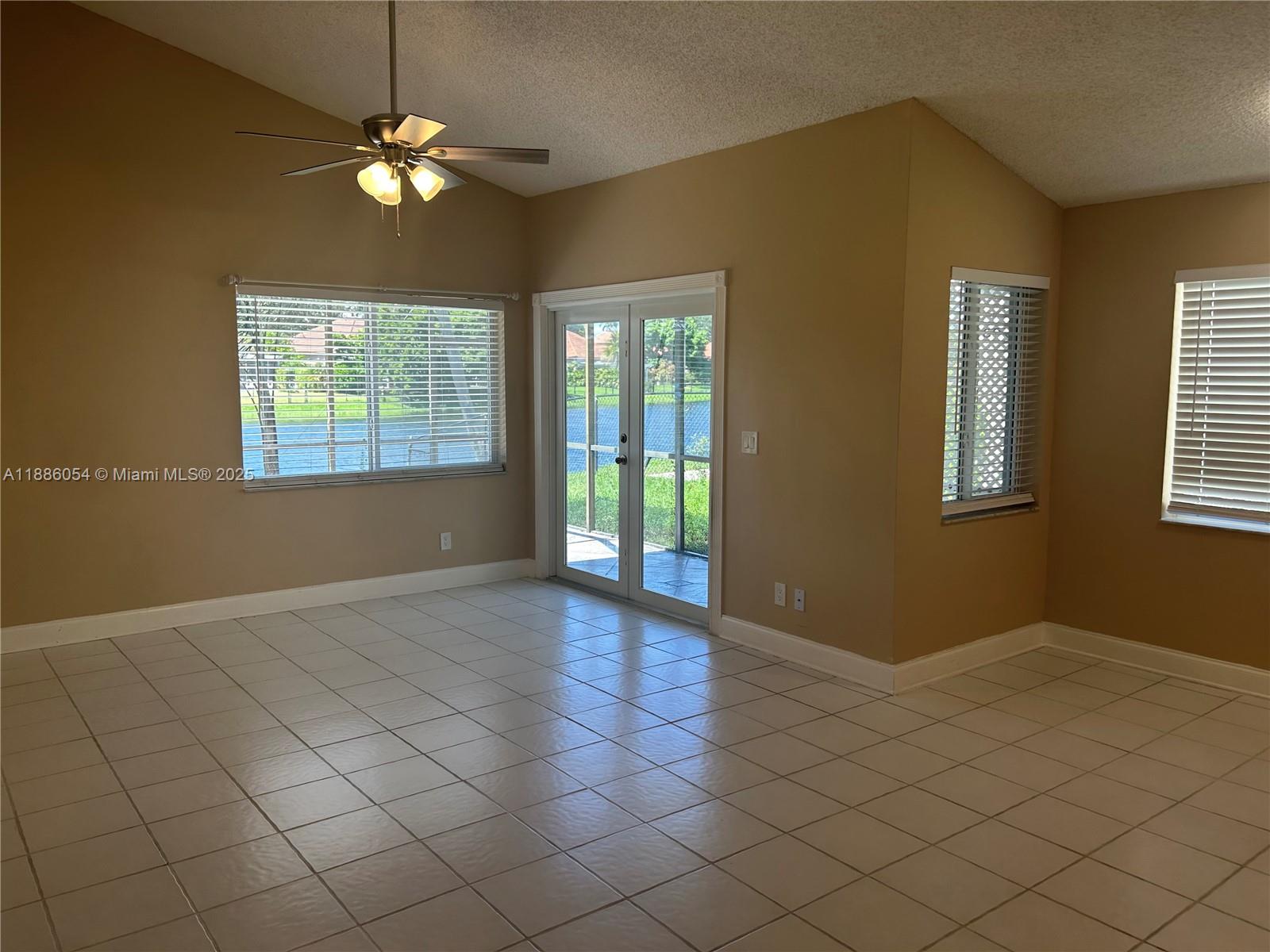 FOREST RIDGE CLUSTER HOME - Residential Lease