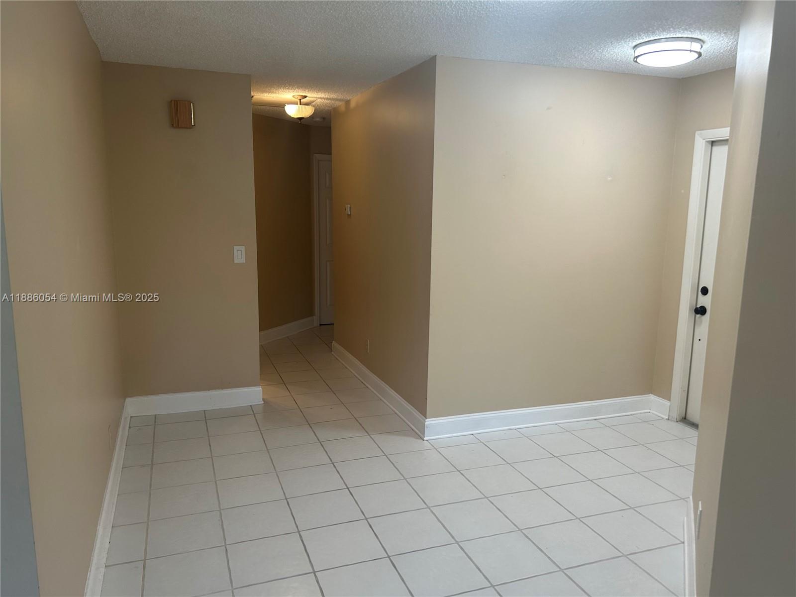 FOREST RIDGE CLUSTER HOME - Residential Lease
