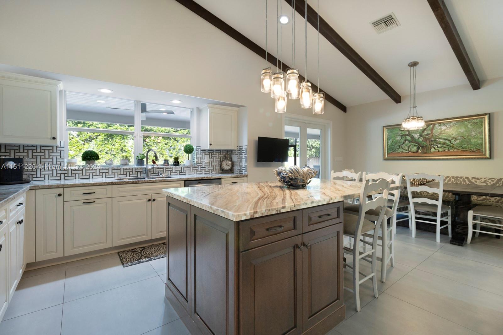 SHEAR GROVES - Residential