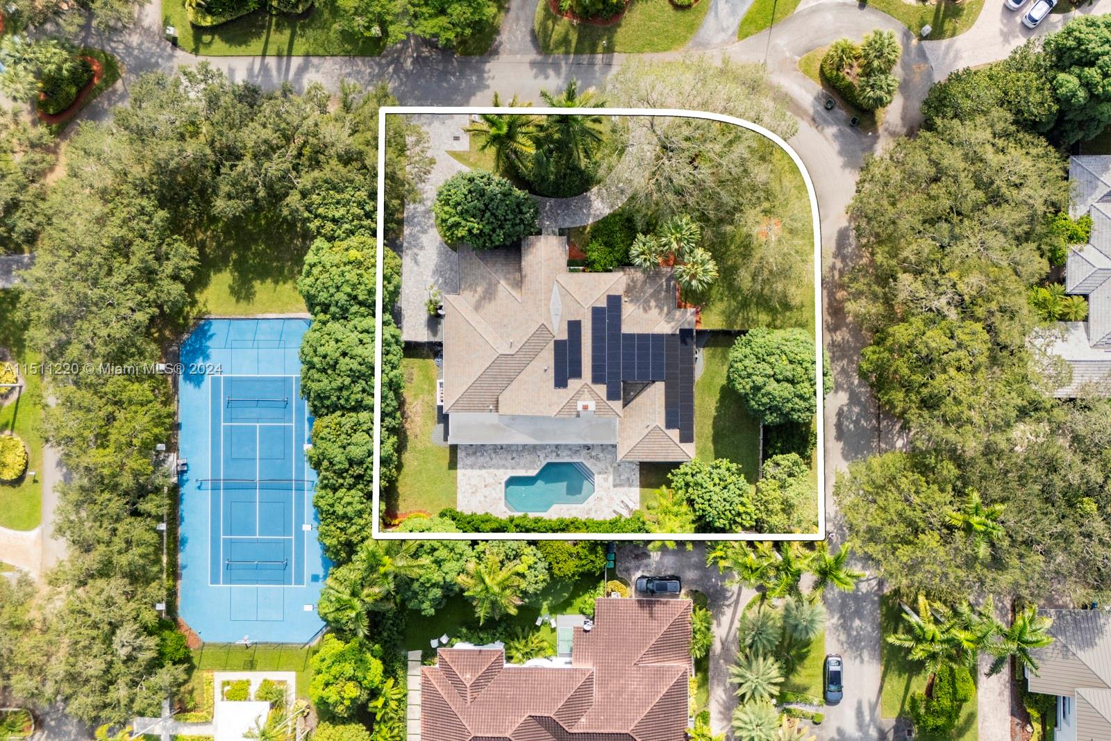 SHEAR GROVES - Residential