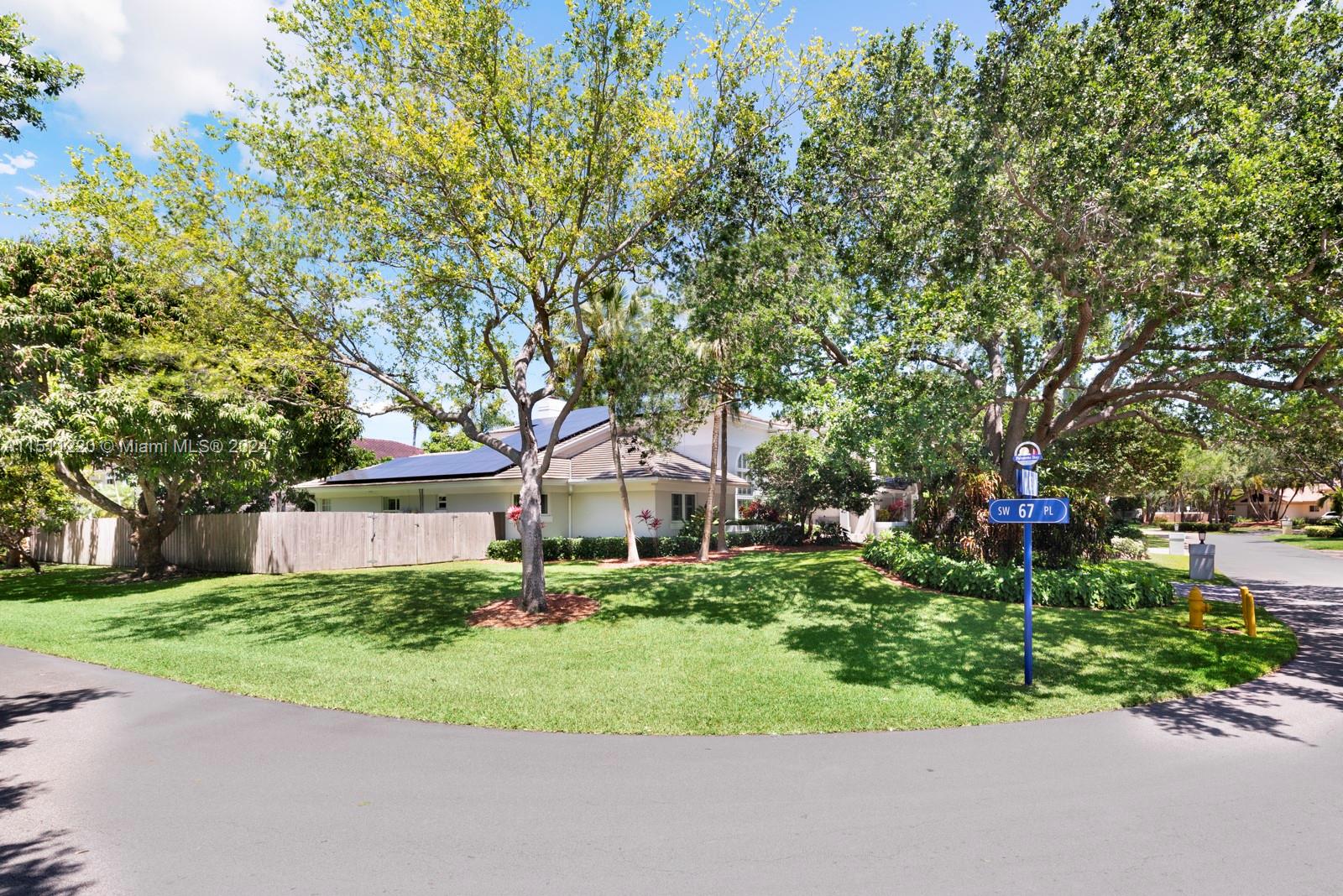 SHEAR GROVES - Residential