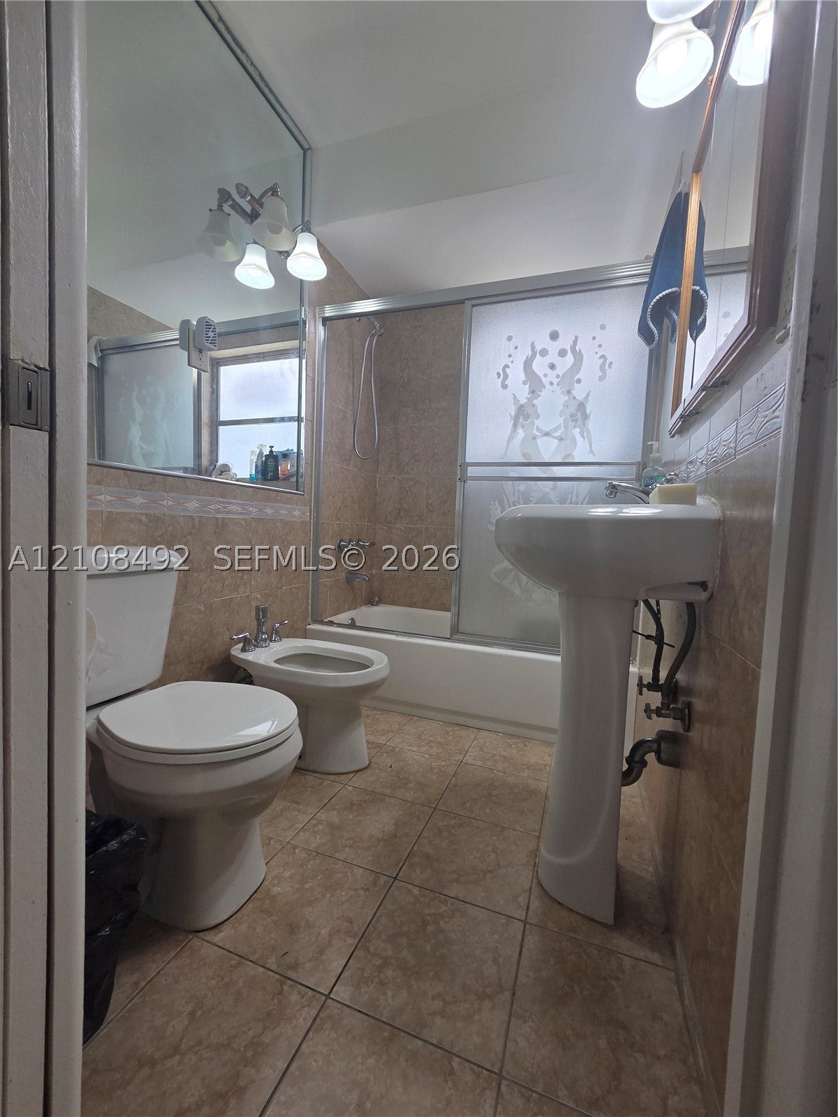 345 Malaga Ave
