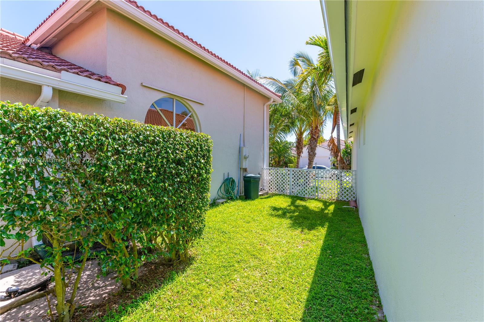 BOCA PRESERVE - Residential
