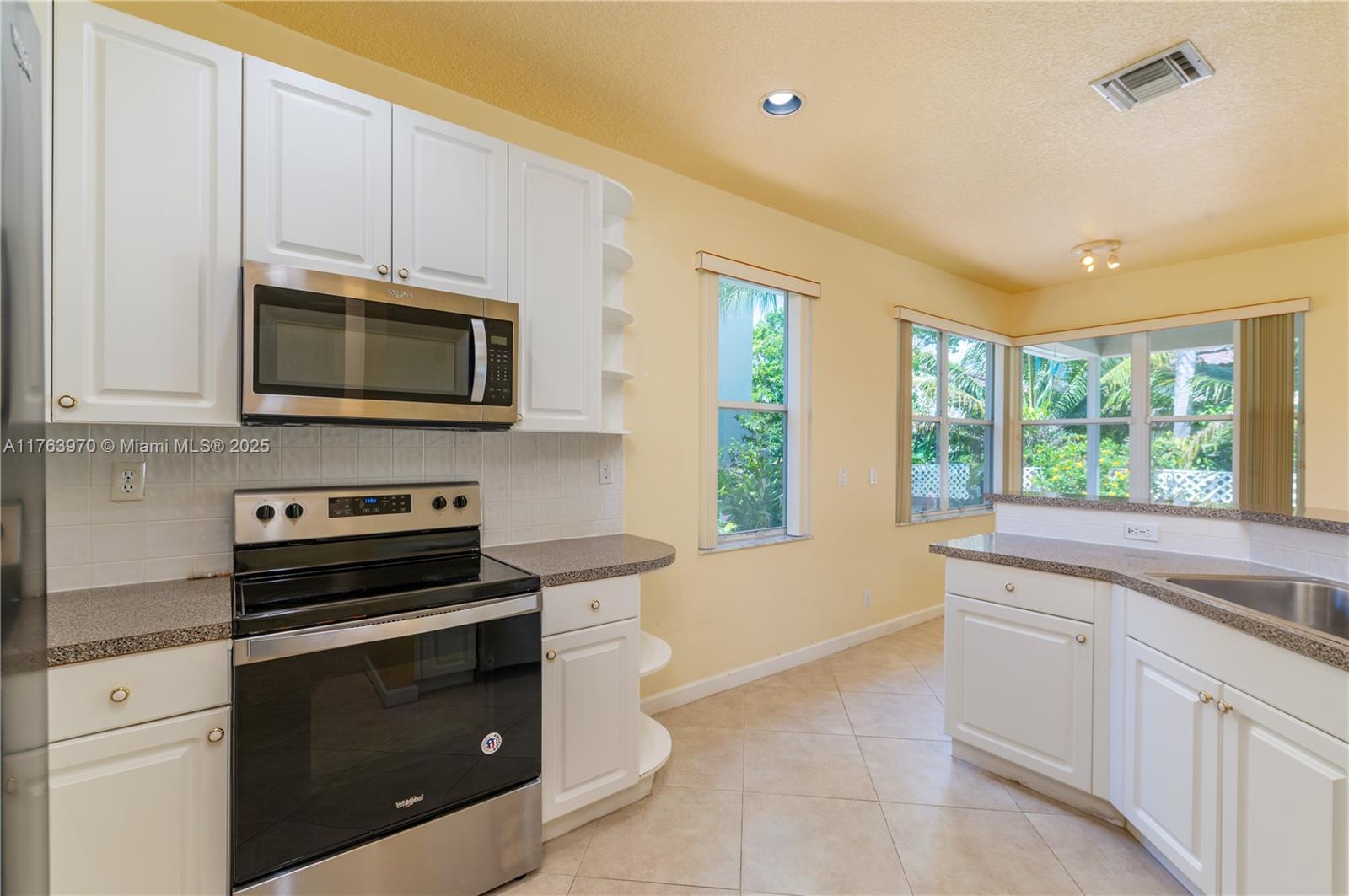 BOCA PRESERVE - Residential