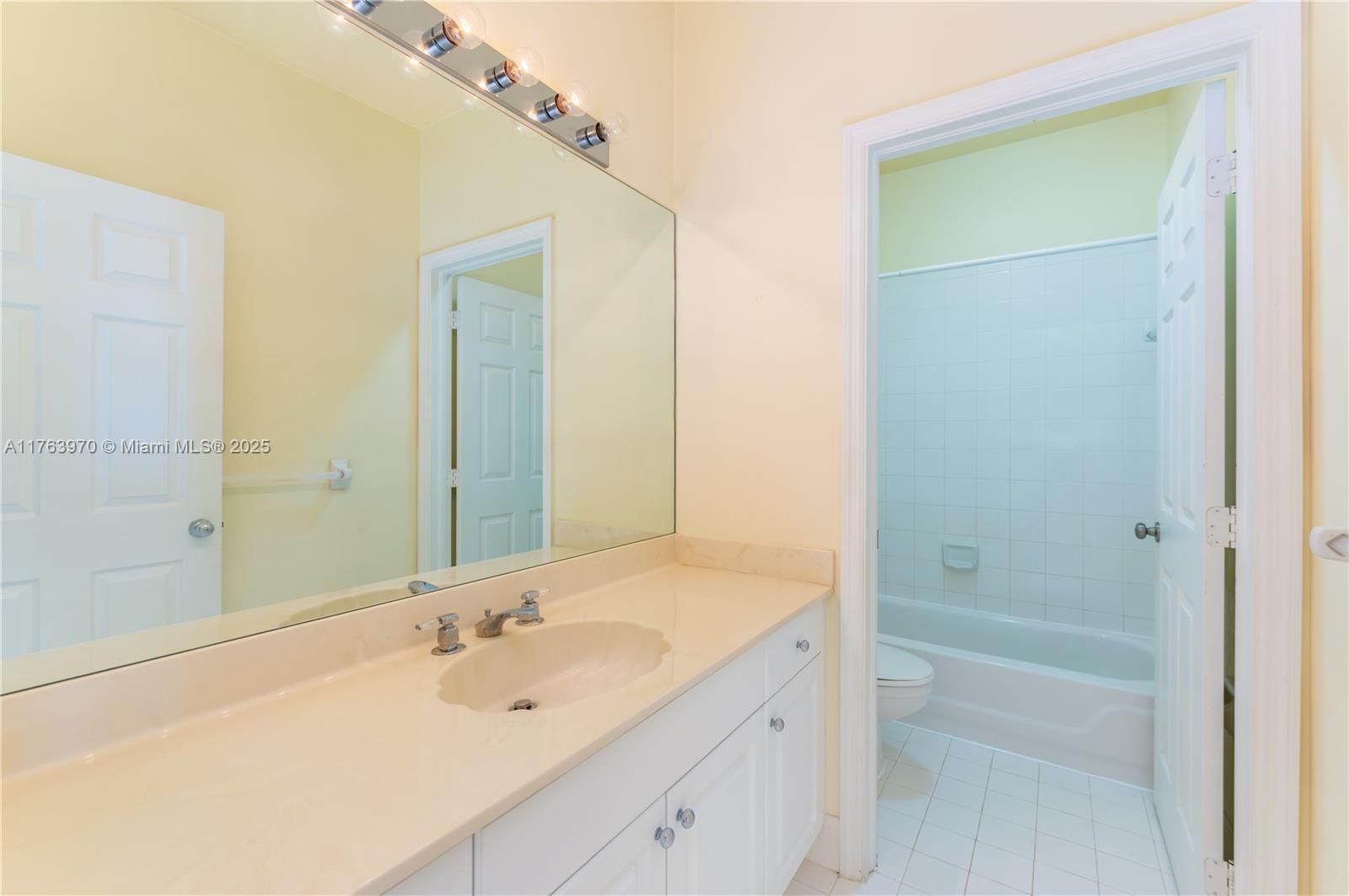 BOCA PRESERVE - Residential