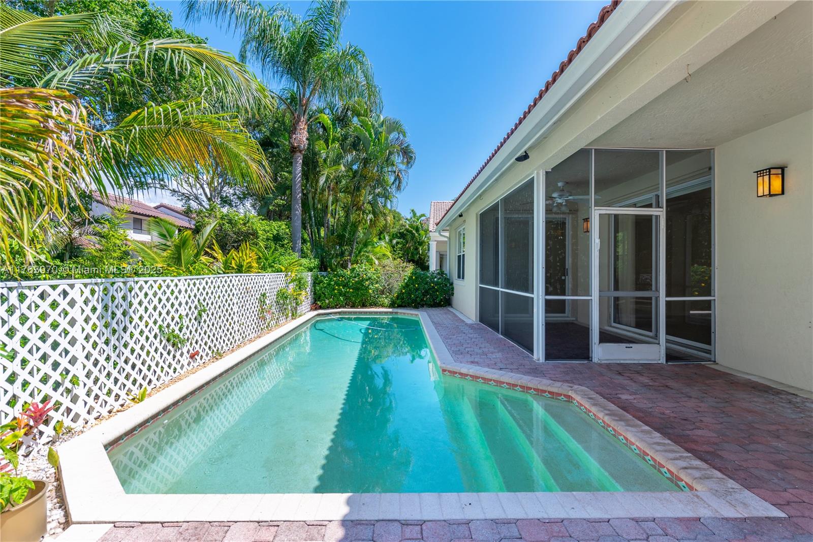 BOCA PRESERVE - Residential