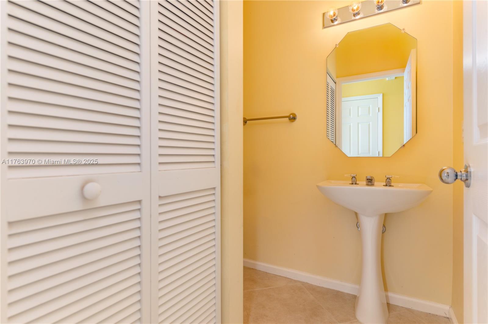 BOCA PRESERVE - Residential