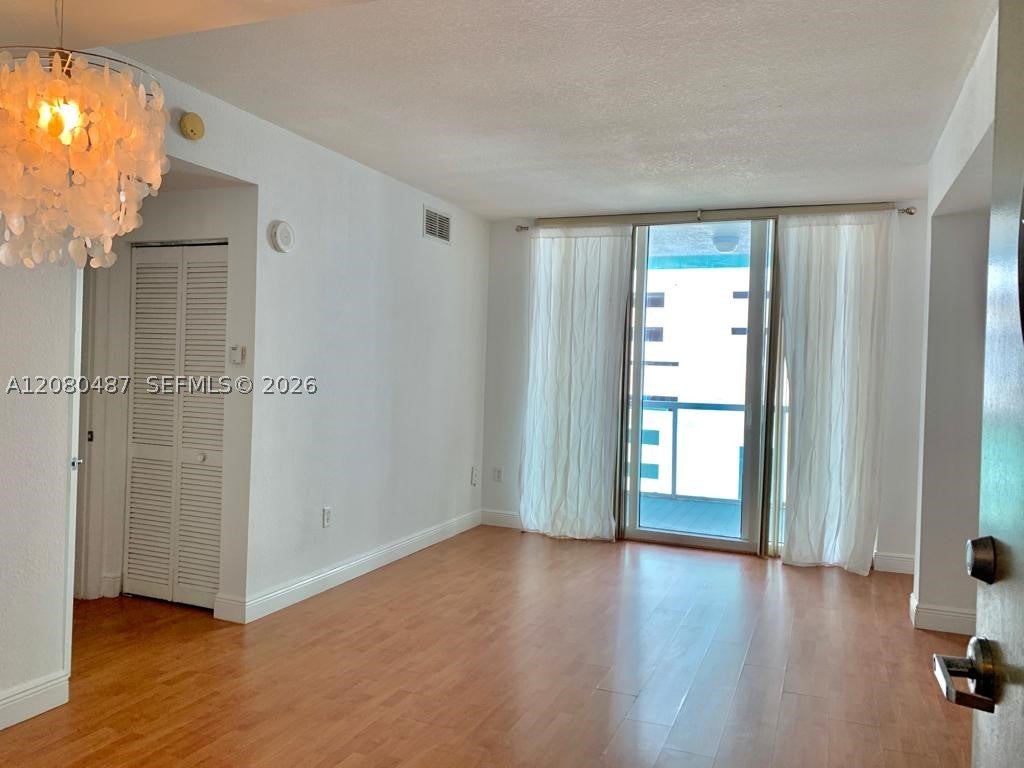 500 NE 29th St 803