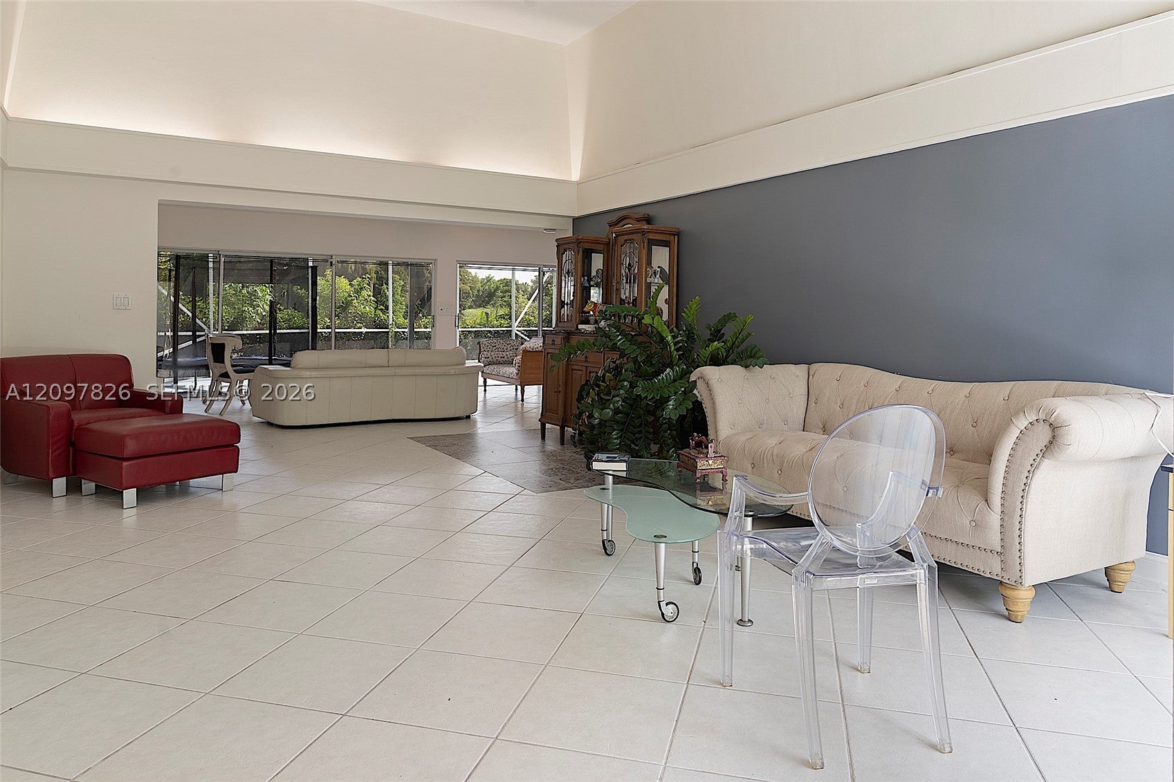 View photos, virtual tours, details... 5010 Banyan Ln