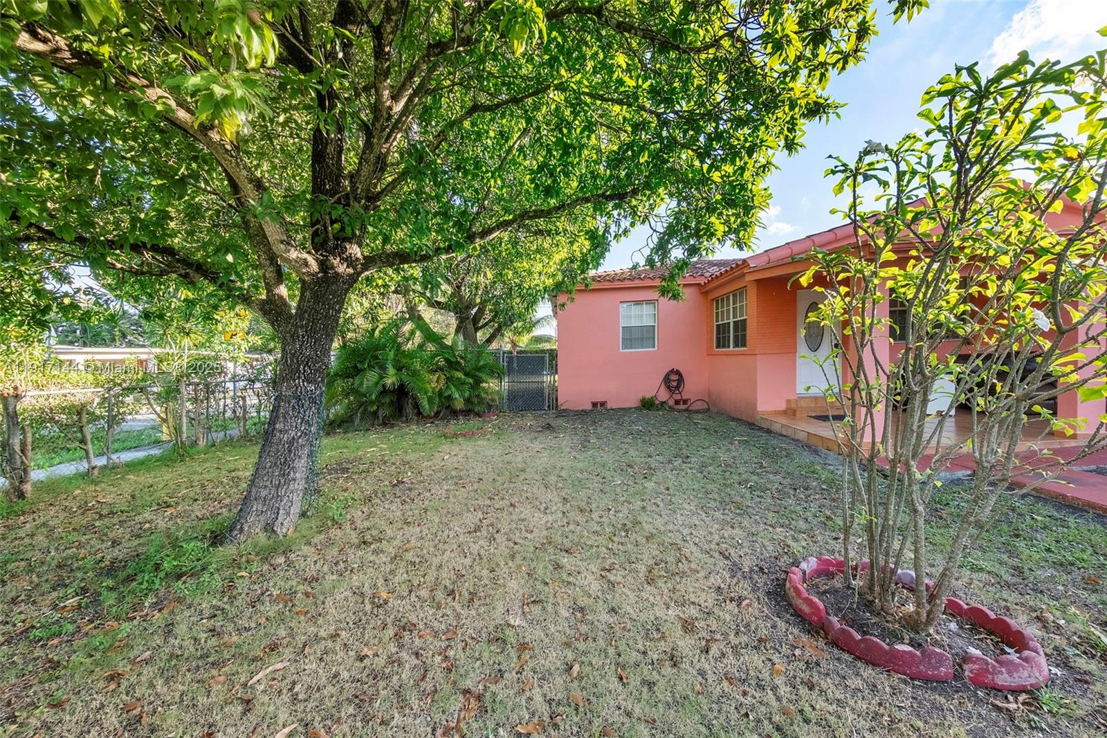 DURWARD HEIGHTS - Residential