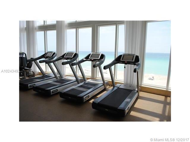 TRUMP ROYALE - Residential