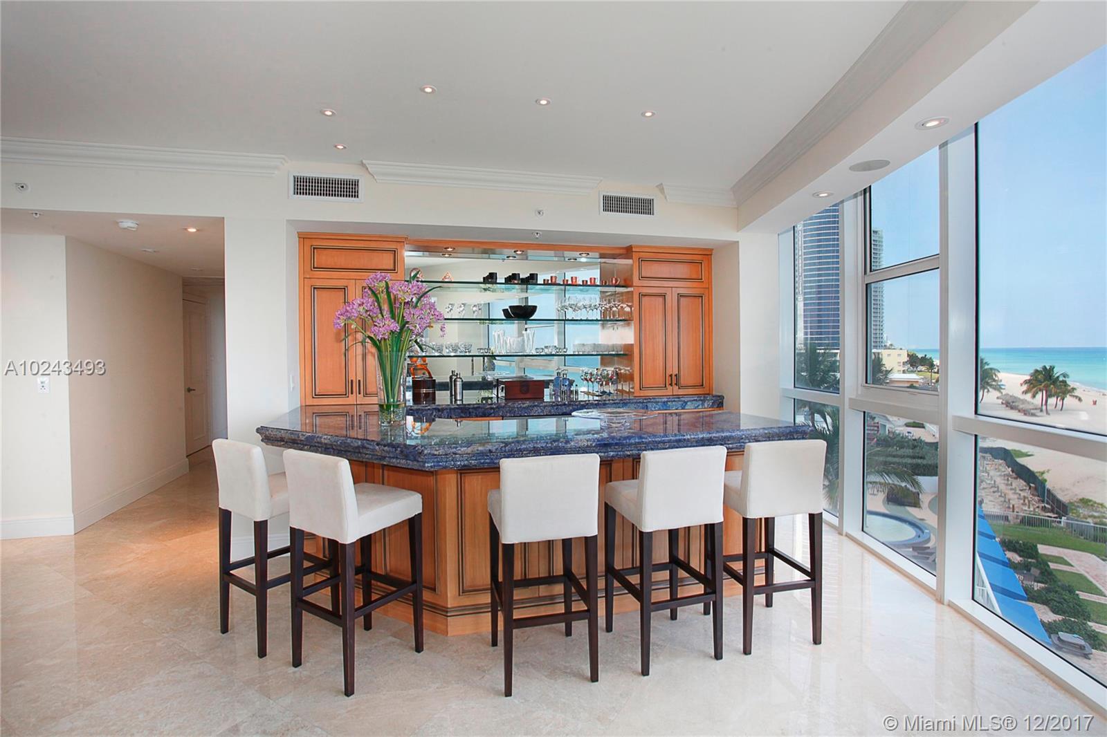 TRUMP ROYALE - Residential