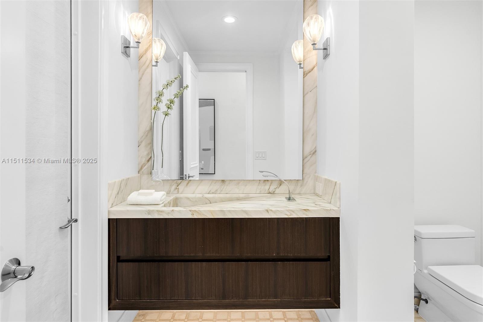 MARTIN SUBURBAN ACRES - Residential