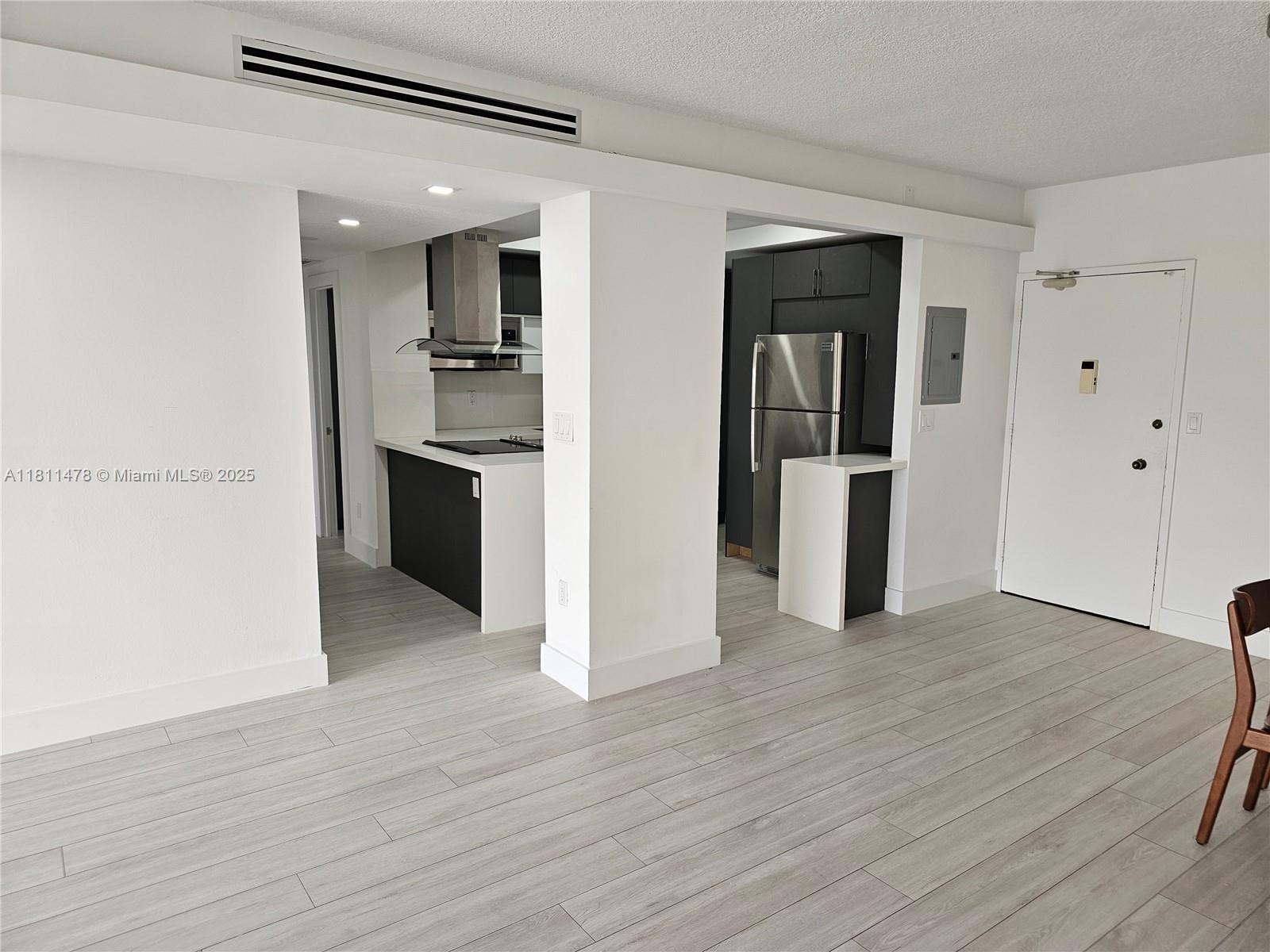 500 Bayview Dr 1723