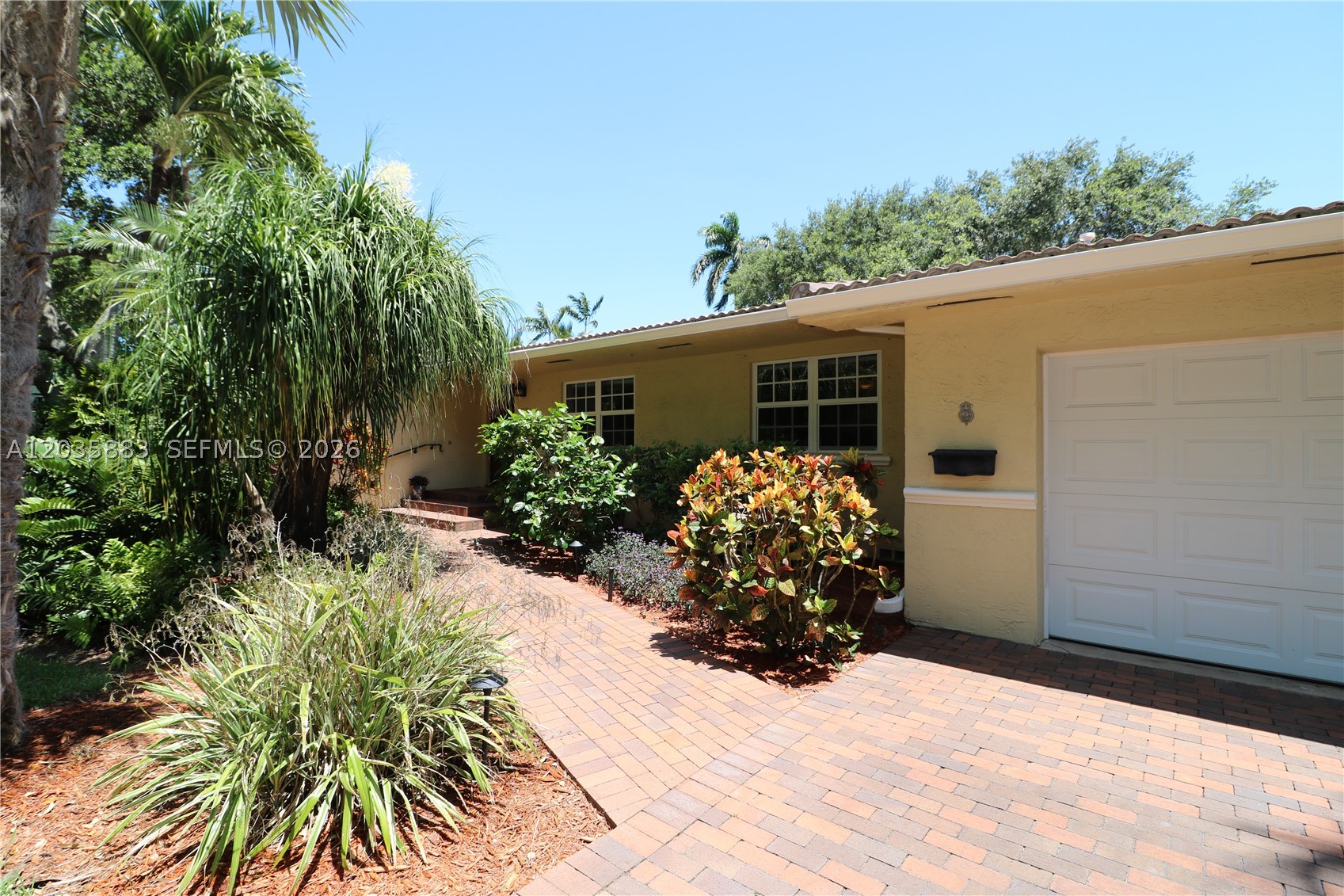 6160 SW 84th St