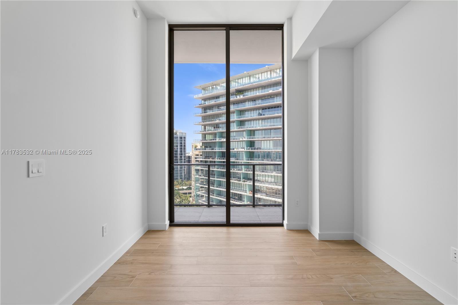 2655 SOUTH BAYSHORE DRIVE - Residential