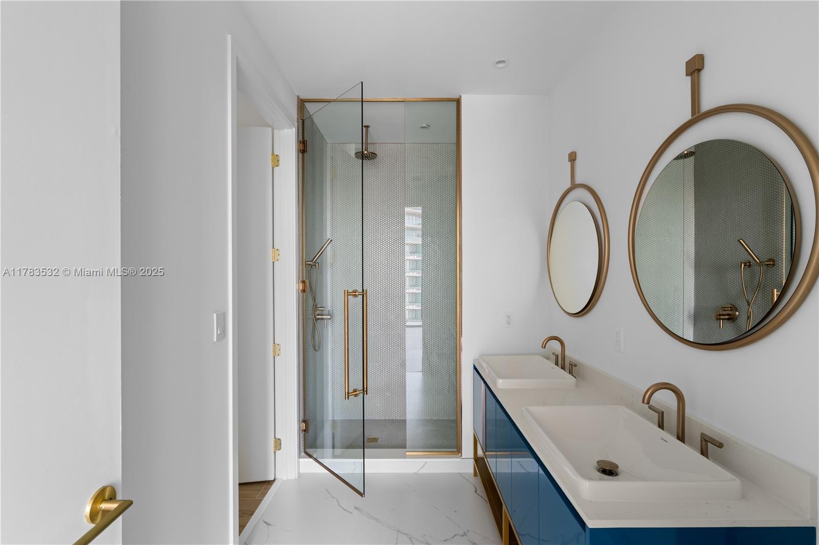 2655 SOUTH BAYSHORE DRIVE - Residential