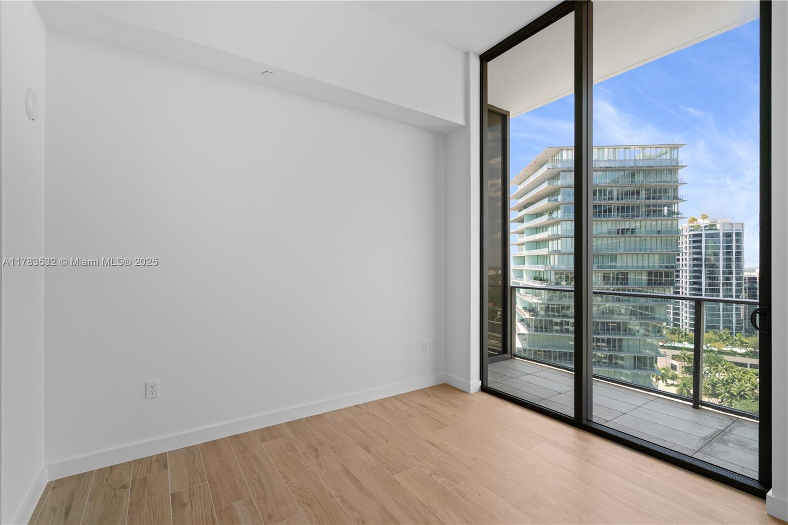 2655 SOUTH BAYSHORE DRIVE - Residential