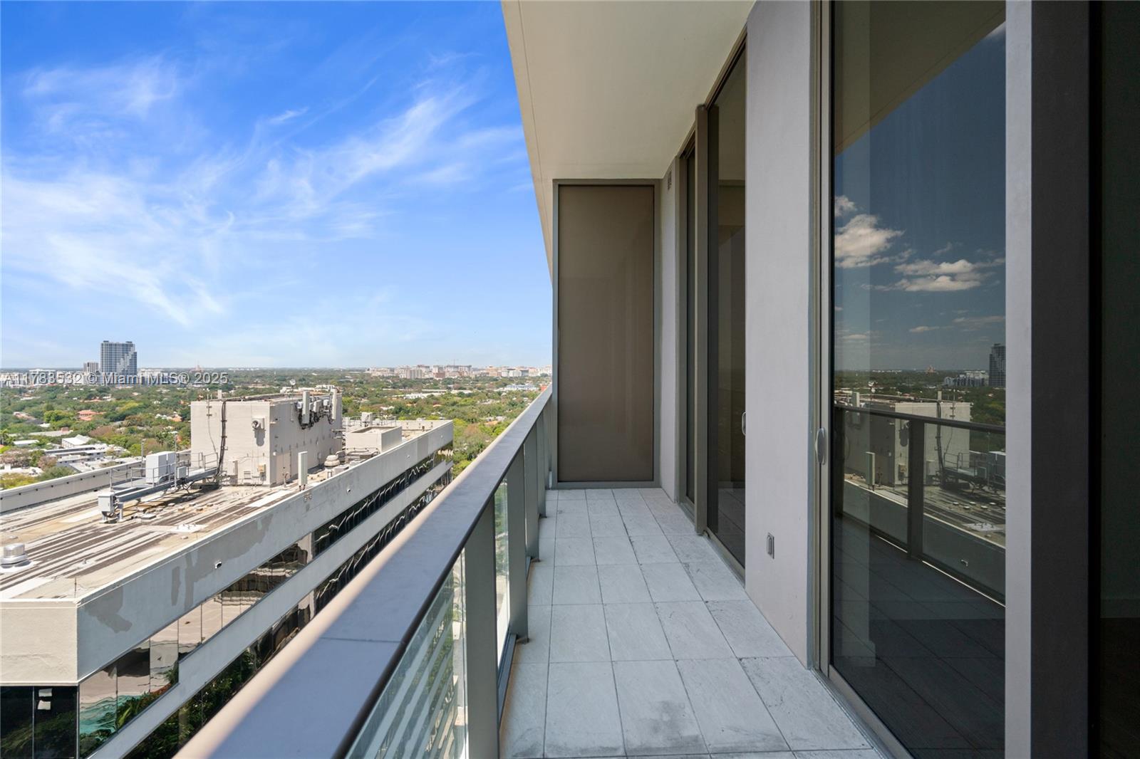 2655 SOUTH BAYSHORE DRIVE - Residential