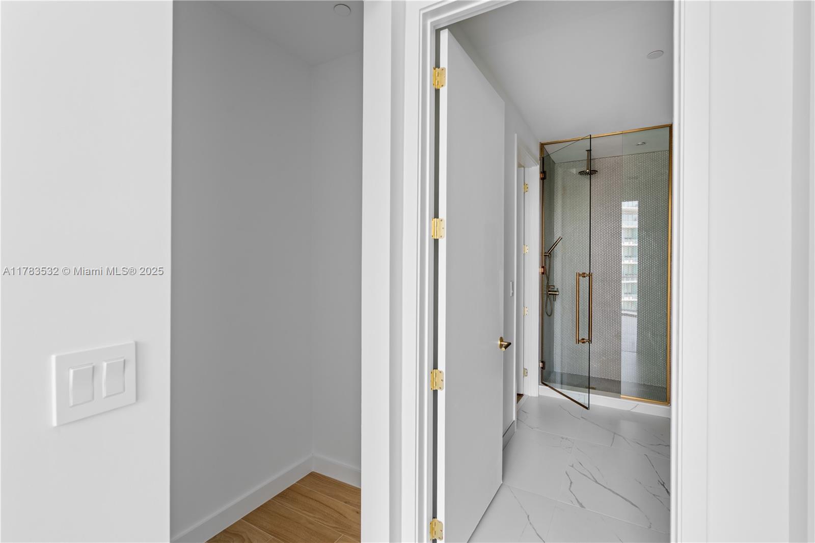 2655 SOUTH BAYSHORE DRIVE - Residential