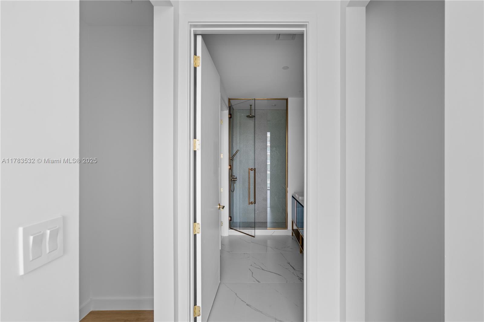 2655 SOUTH BAYSHORE DRIVE - Residential